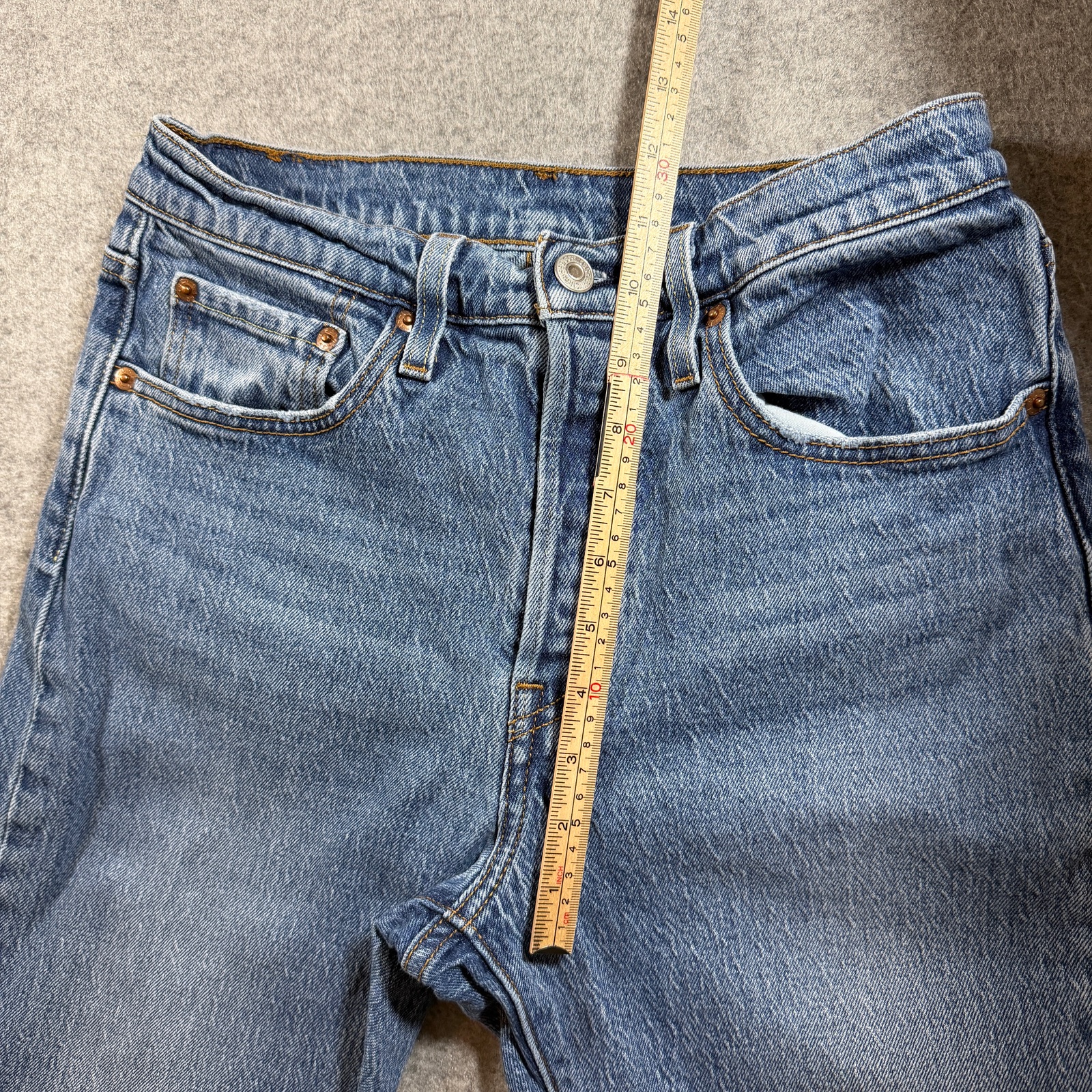 Levi's 501 Skinny Jeans Womens 27x28 Medium Wash Stretch Denim Red Tab thumbnail 9