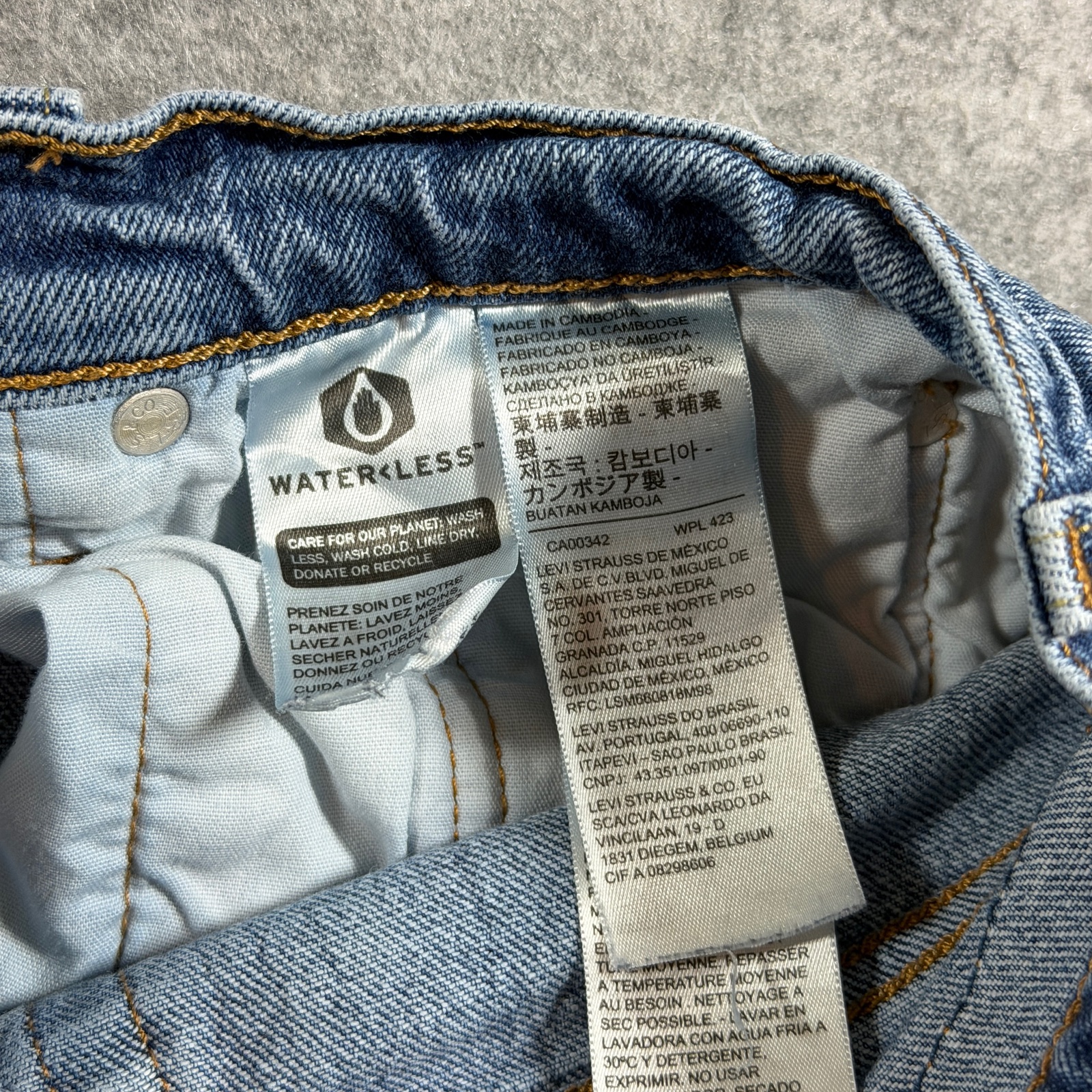Levi's 501 Skinny Jeans Womens 27x28 Medium Wash Stretch Denim Red Tab thumbnail 12