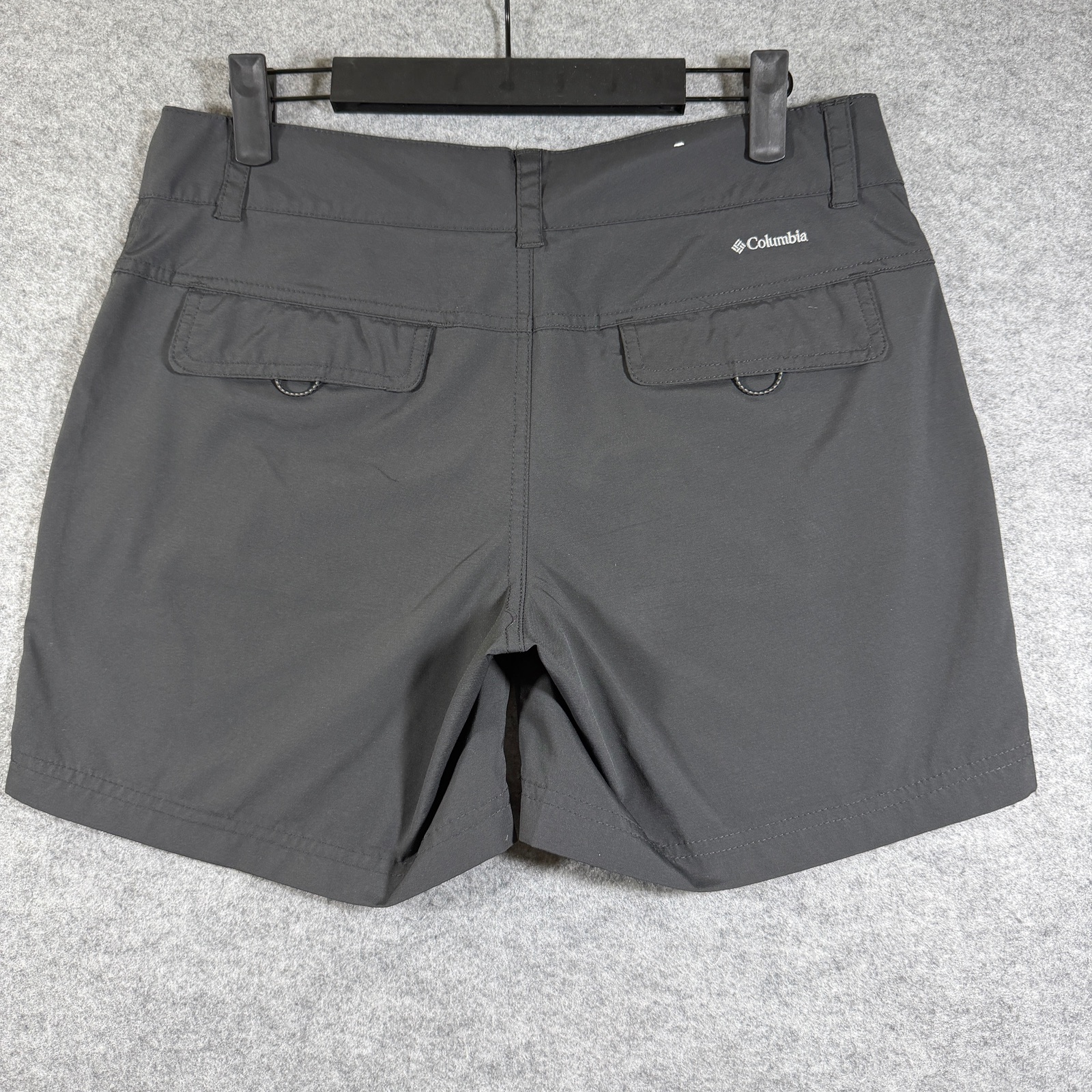 Columbia Omni-Shield Shorts Womens 6 Charcoal Gray Flap Pockets Outdoor Golf