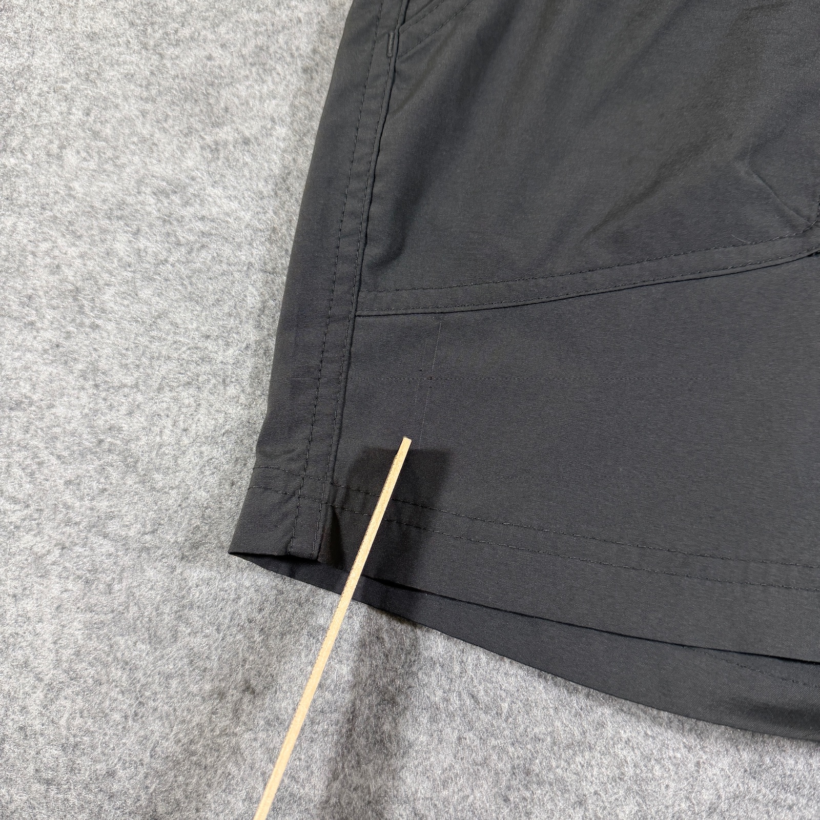 Columbia Omni-Shield Shorts Womens 6 Charcoal Gray Flap Pockets Outdoor Golf thumbnail 5