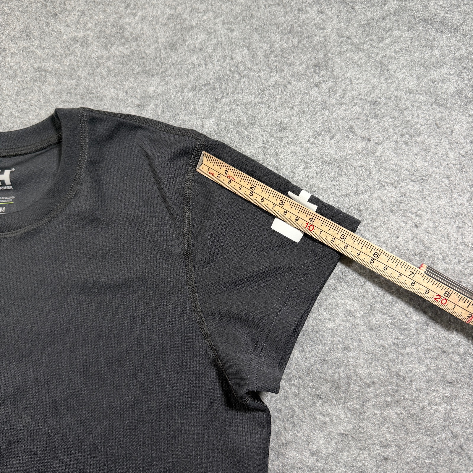 Helly Hansen T Shirt Womens M Black HH Logo Crewneck Moisture Wicking Athletic thumbnail 7