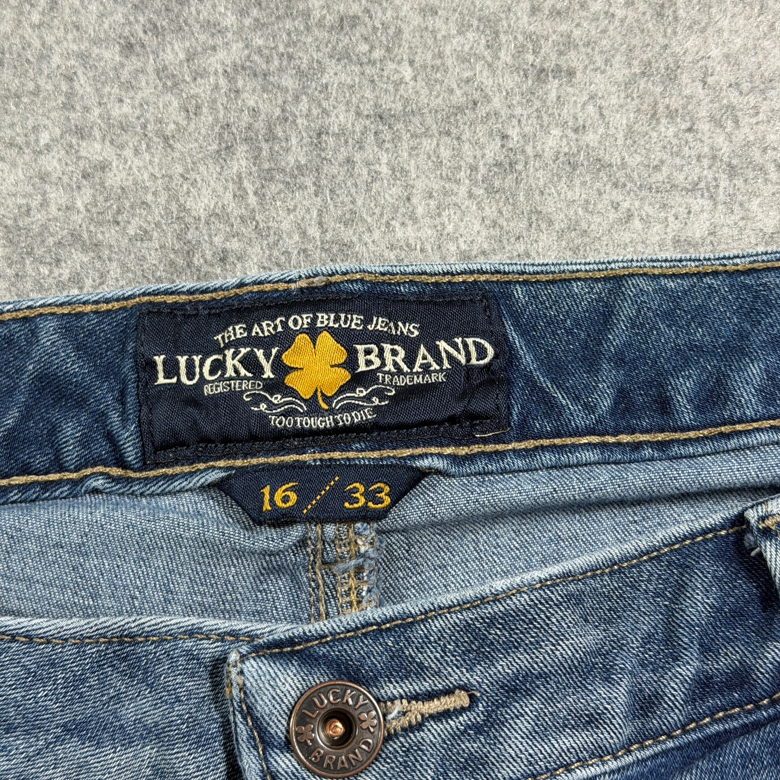 Vintage Lucky Brand Lolita Crop Jeans Womens 16/33 Blue Denim Distressed Knee thumbnail 3
