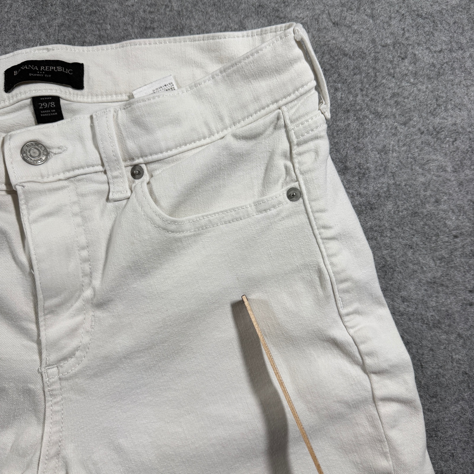 Banana Republic Skinny Jeans Womens 29 Petite White Denim Button Fly Stretch thumbnail 3