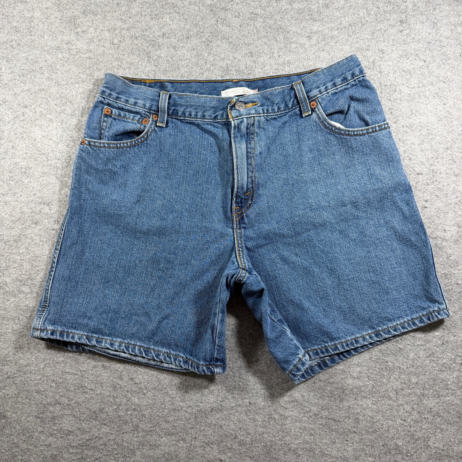 Levi's 550 Relaxed Denim Shorts Jorts Womens 12 Blue Five Pocket Red Tab Classic