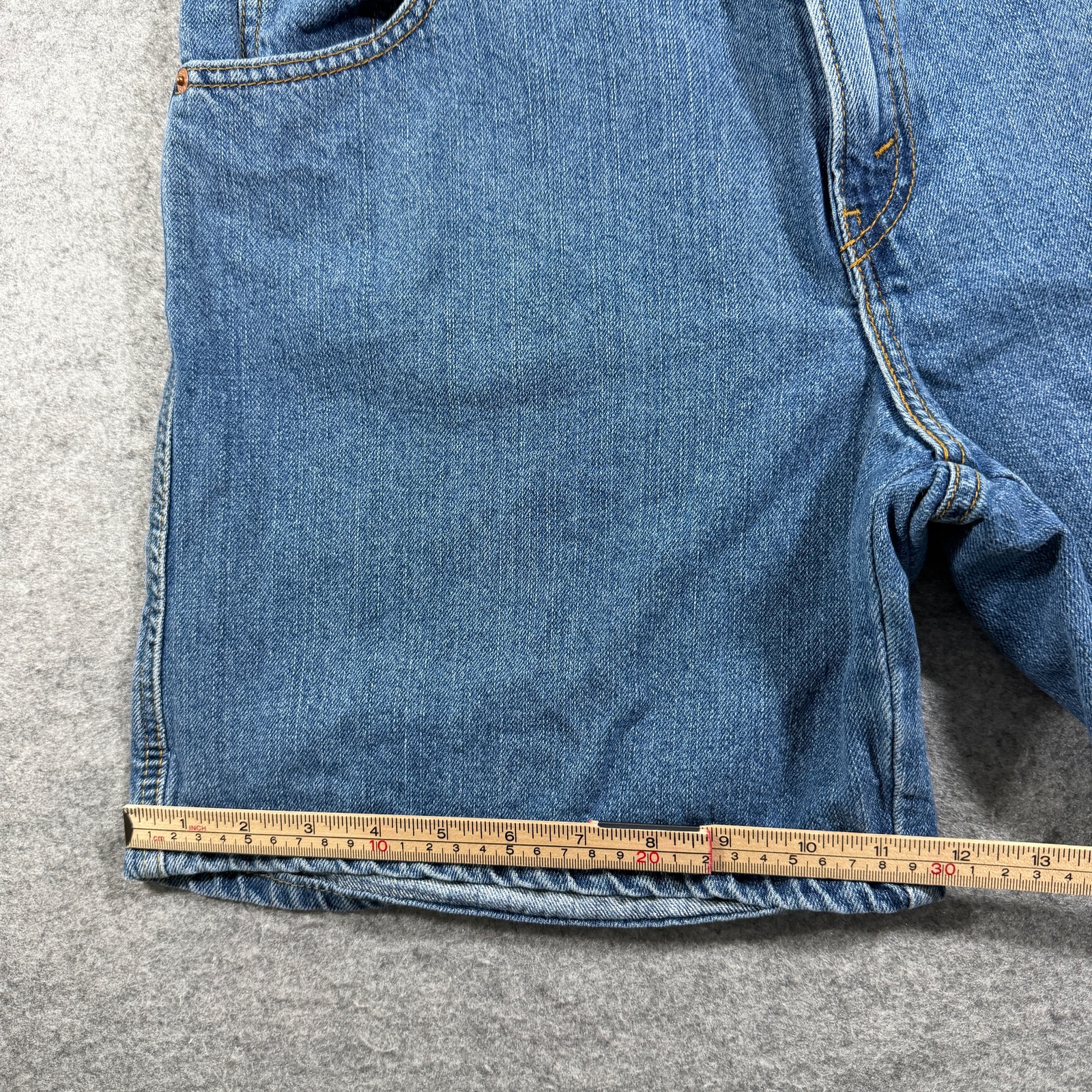 Levi's 550 Relaxed Denim Shorts Jorts Womens 12 Blue Five Pocket Red Tab Classic thumbnail 9