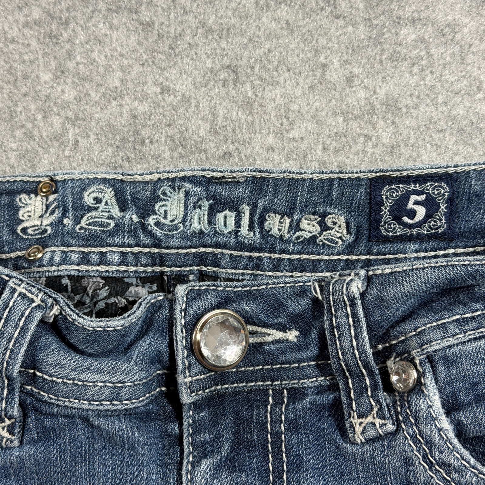 Y2K L.A. Idol USA Jeans Womens 5 Blue Bootcut Distressed Rhinestone Embellished thumbnail 4
