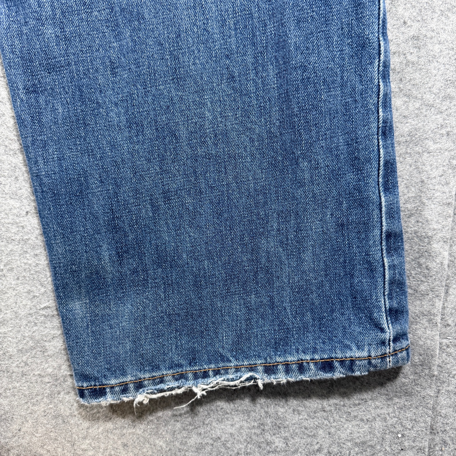 Vintage Eddie Bauer Denim Jeans Mens 38x32 Relaxed Fit Medium Wash Distressed thumbnail 6