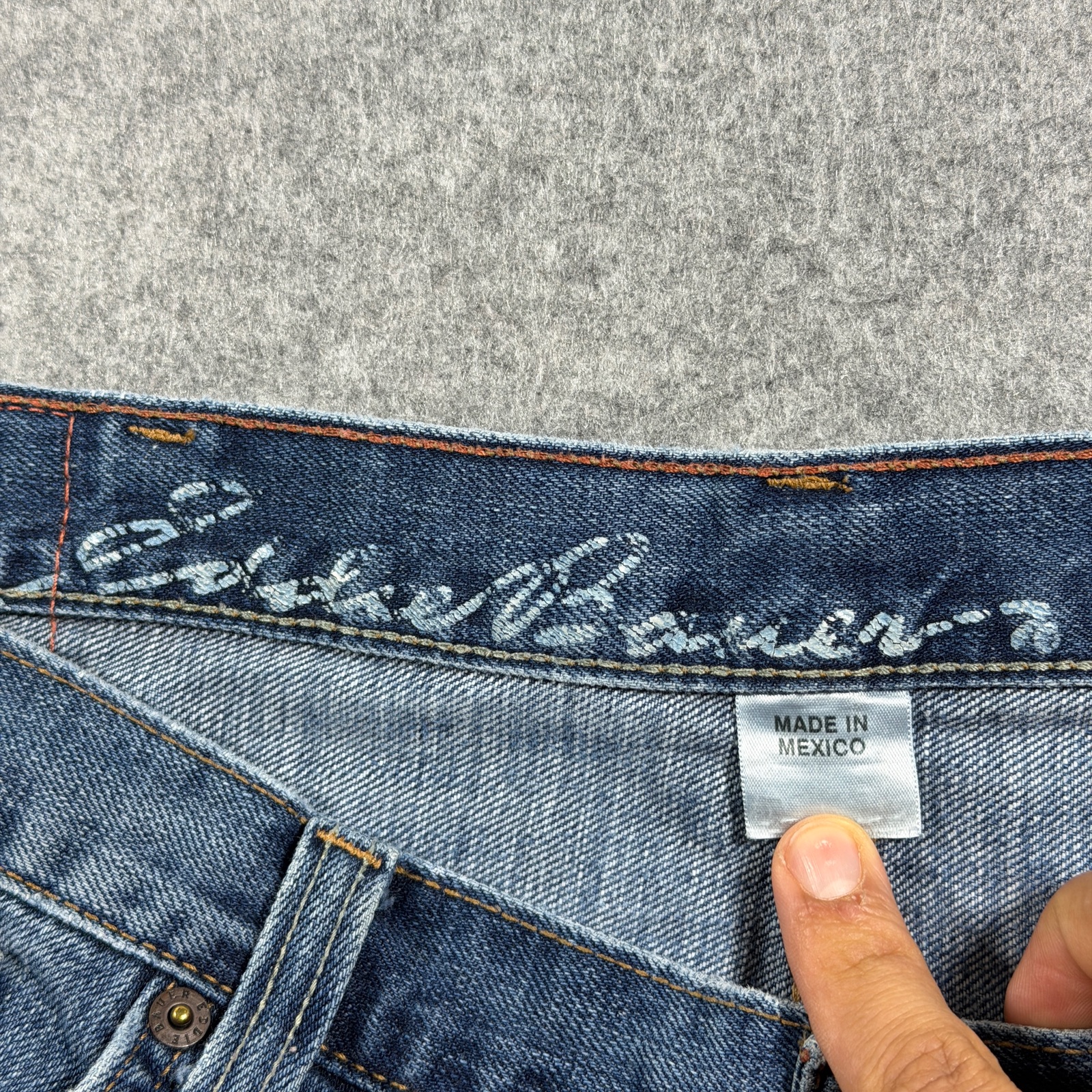 Vintage Eddie Bauer Denim Jeans Mens 38x32 Relaxed Fit Medium Wash Distressed thumbnail 11
