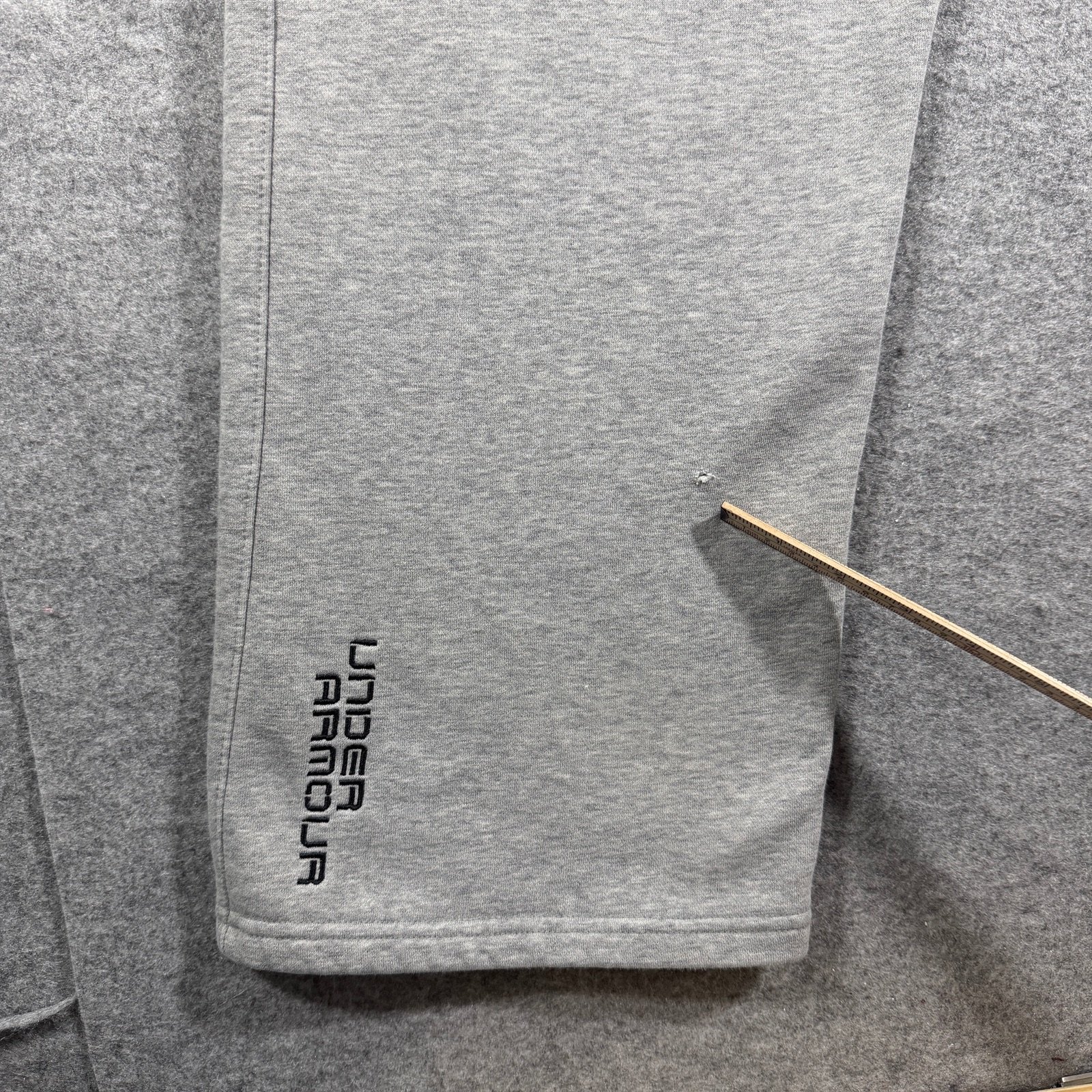 Under Armour Storm Fleece Sweatpants Mens M Gray Straight Leg Lounge Heavyweight thumbnail 3