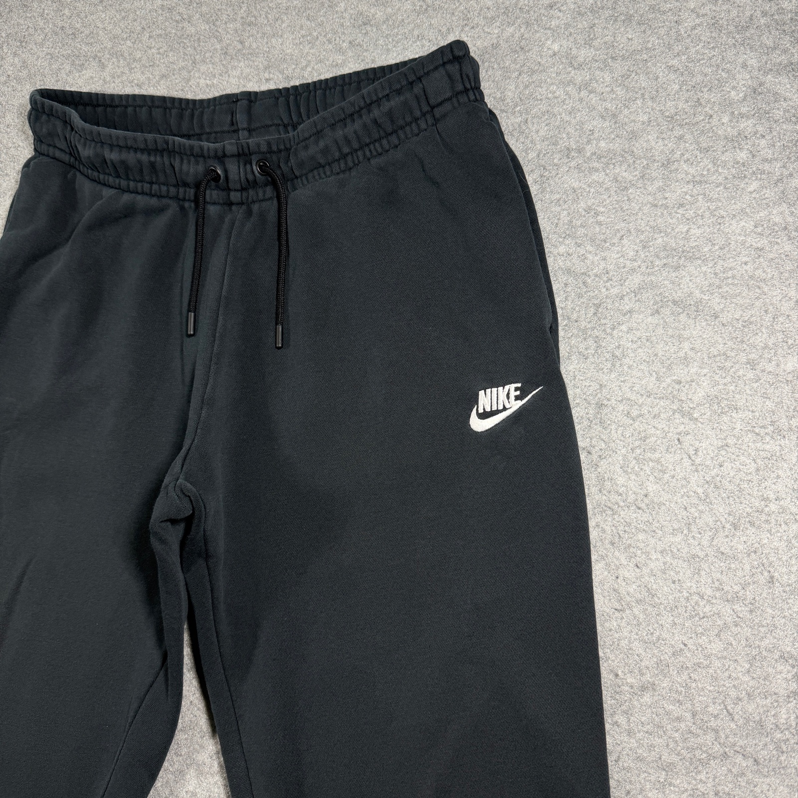 Nike Club Fleece Joggers Mens S Black Training Athletic Sweatpants Drawstring thumbnail 3