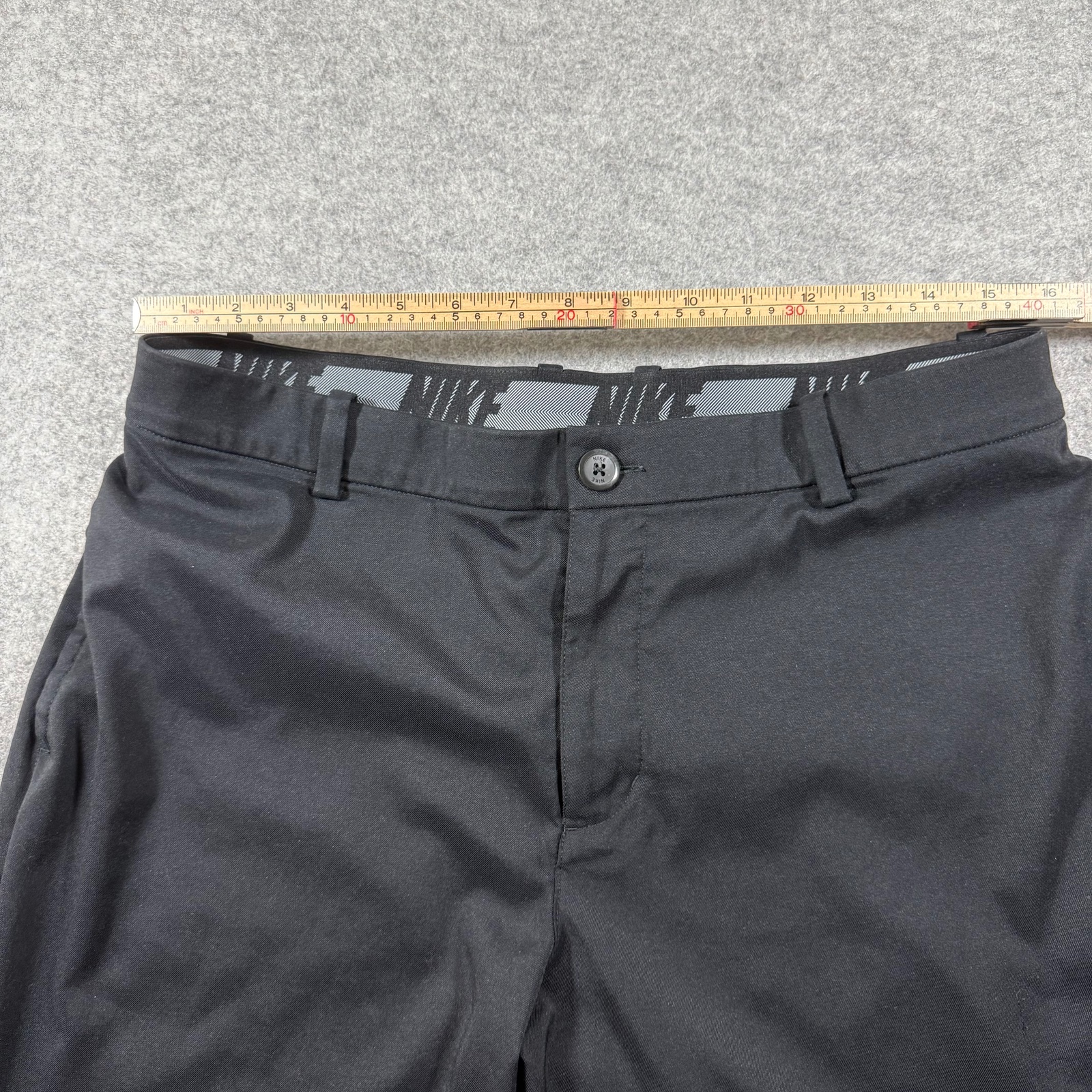 Nike Dri-FIT Golf Shorts Mens 34 Black Stretch Performance Athletic Casual thumbnail 6