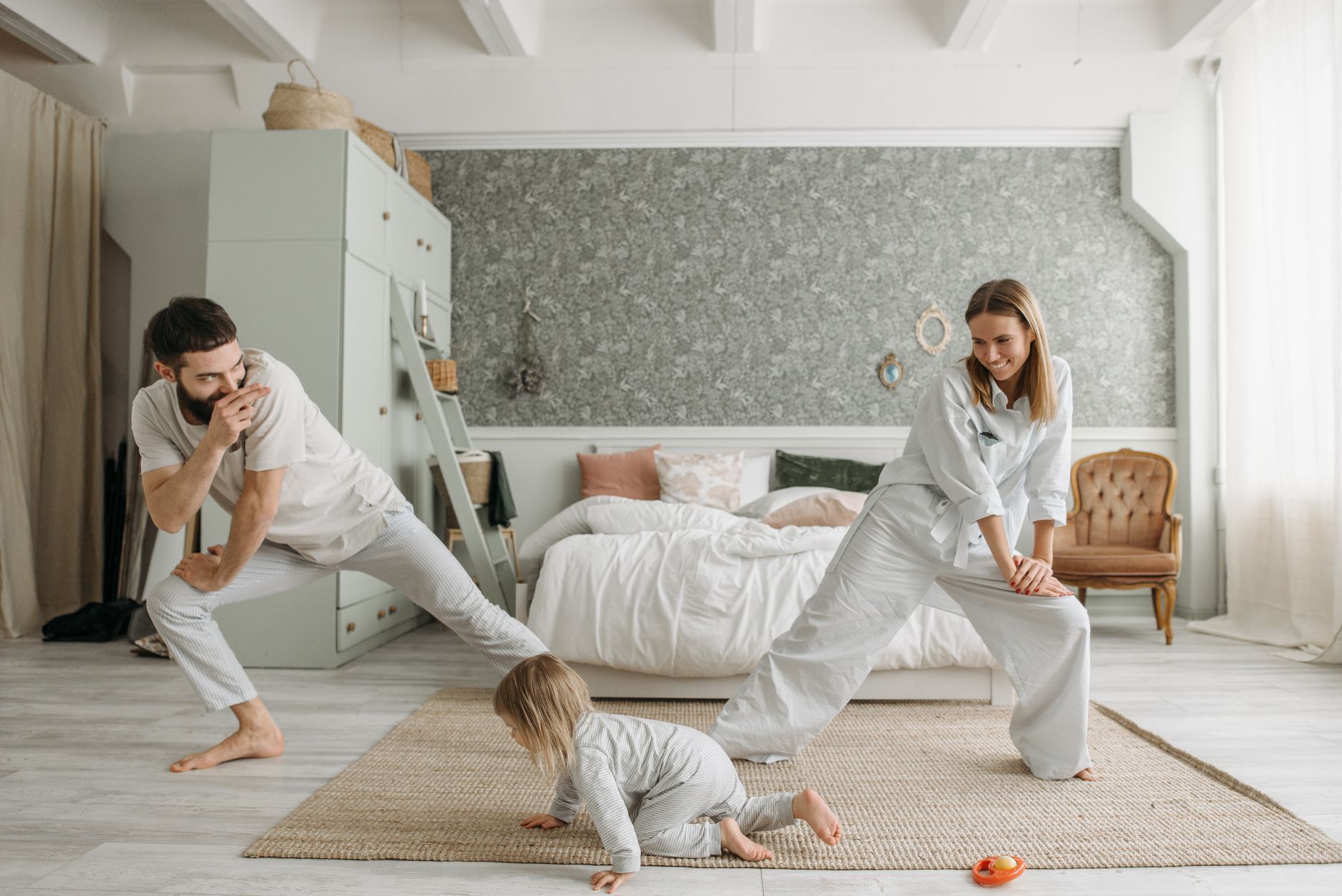 realistic 5am club for moms: honest tips for busy moms