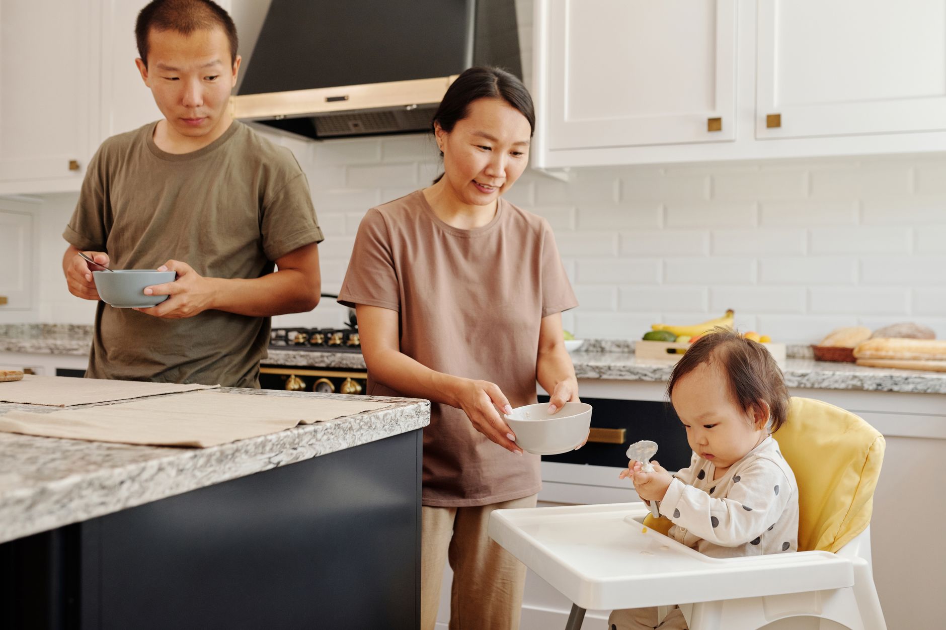 Safe solid food introduction