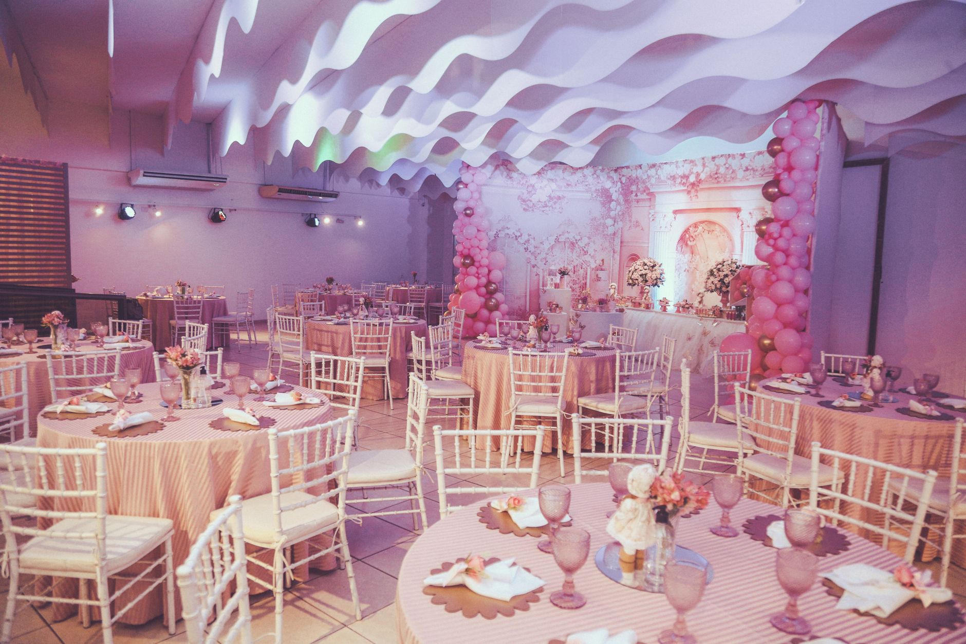 Baby shower theme ideas 2026: Complete guide for your event