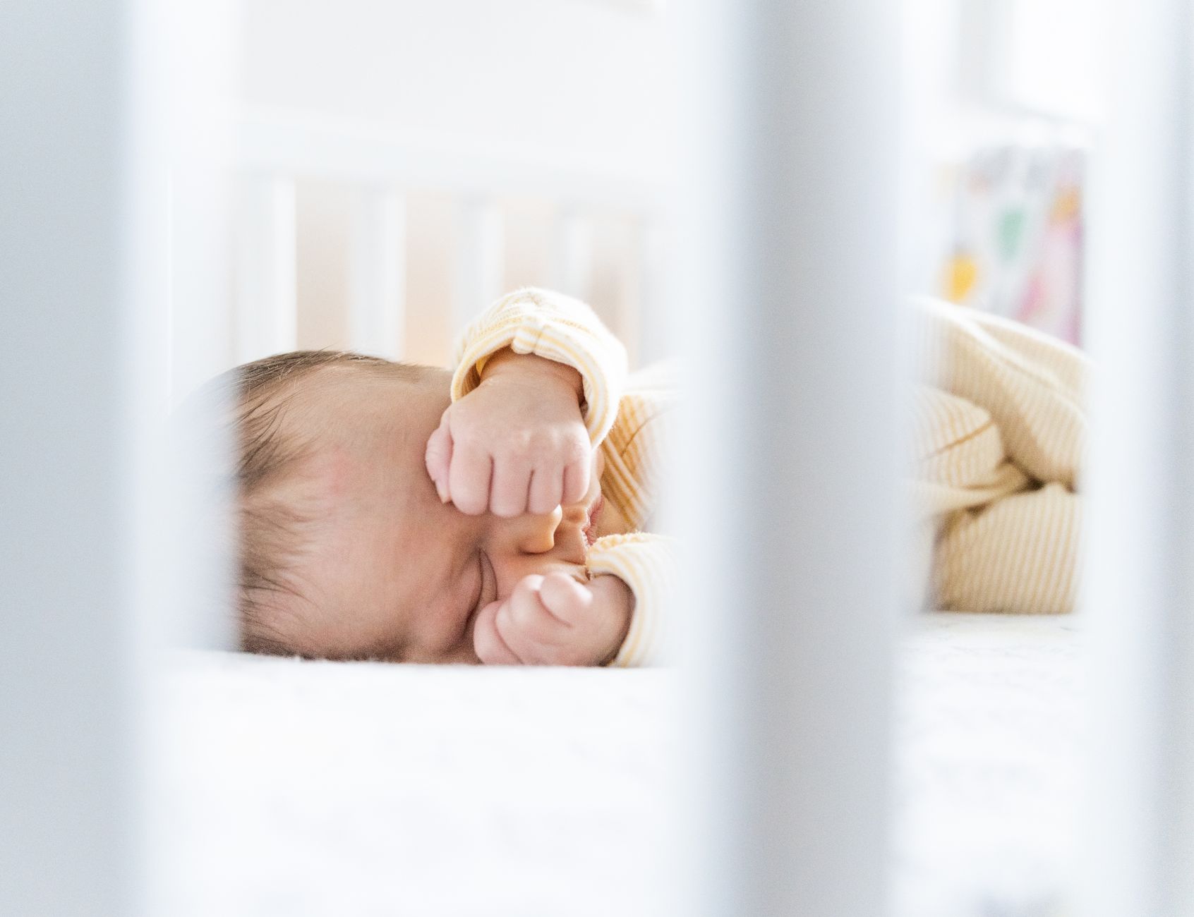 Best Sleeping Position for Baby with Bronchiolitis – 2026 Guide