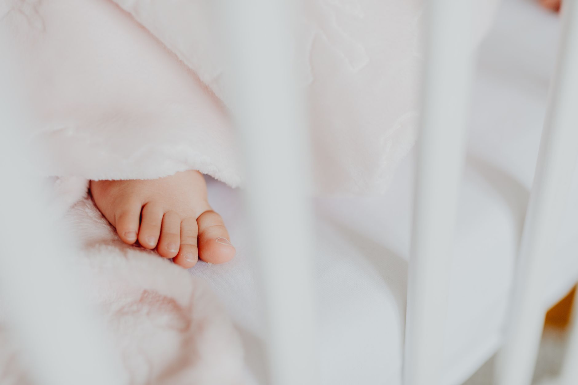 Nighttime care items for a congested baby