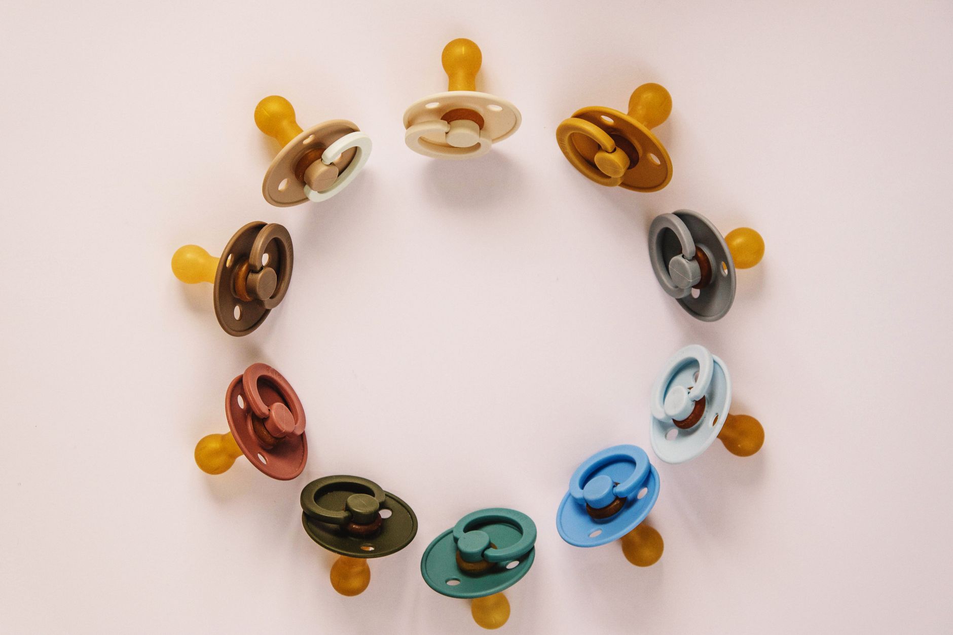 Best Teething Remedies: Safe and Effective Solutions for Babies