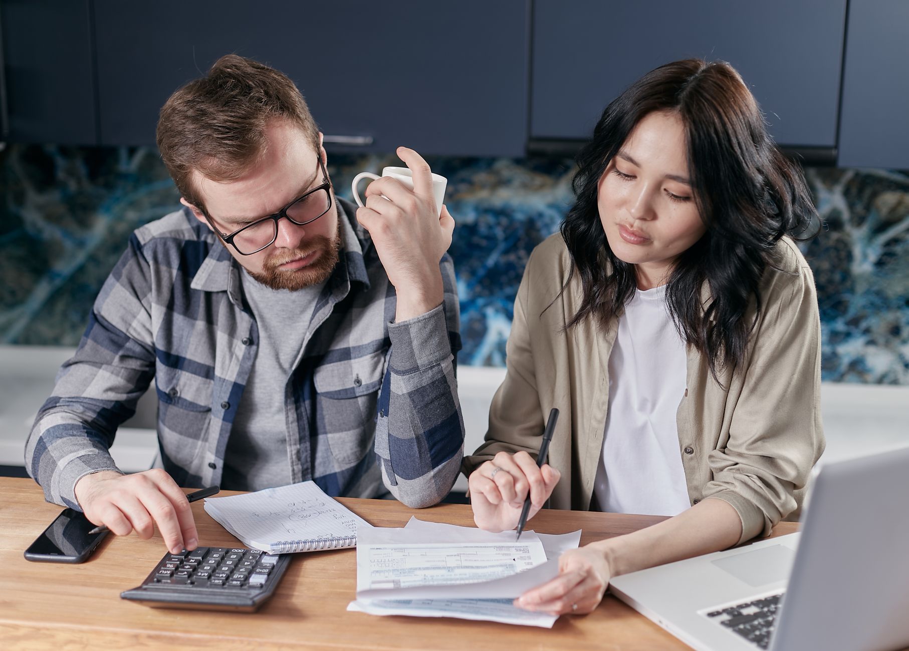 Family budgeting together