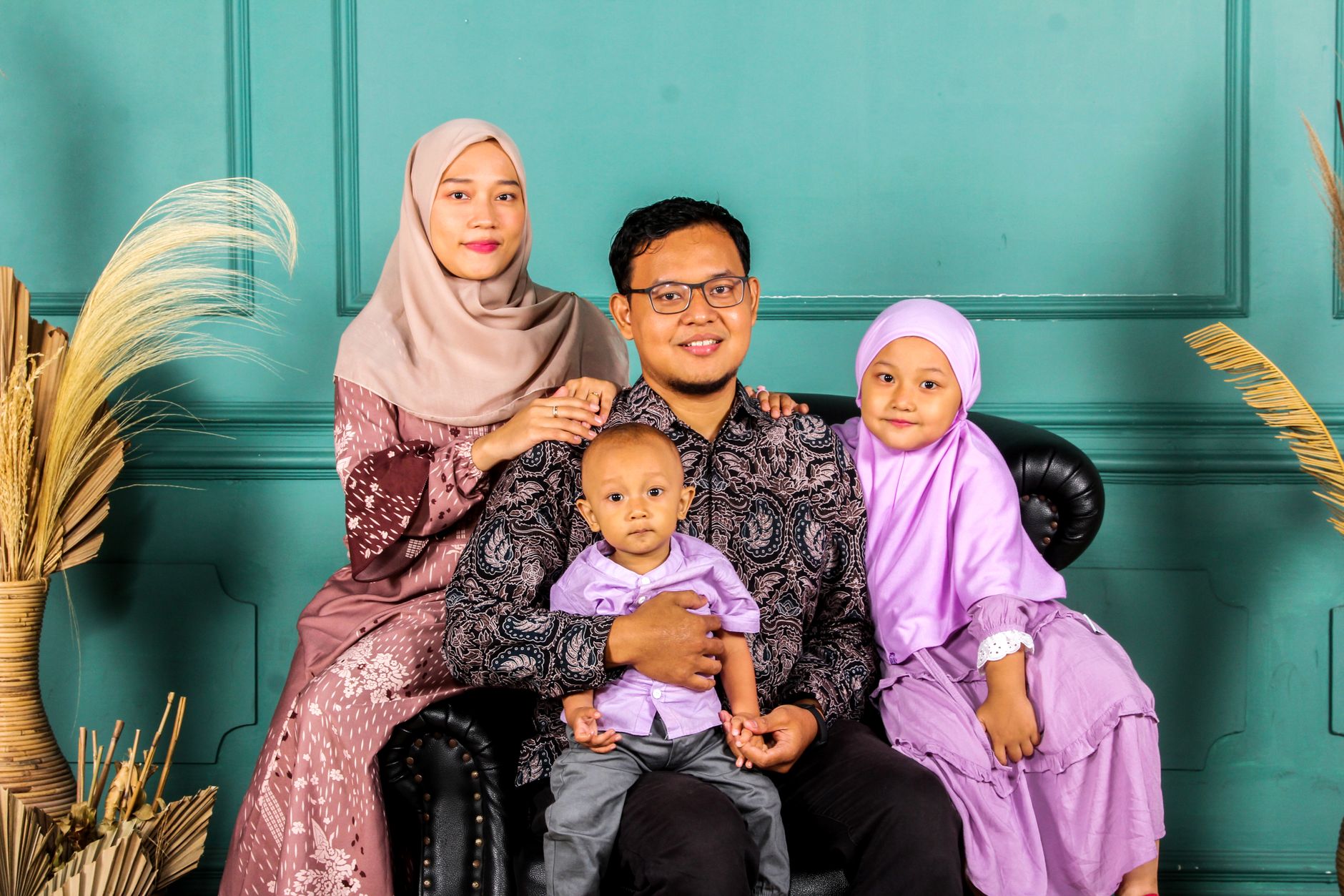 Family dynamic with firstborn child