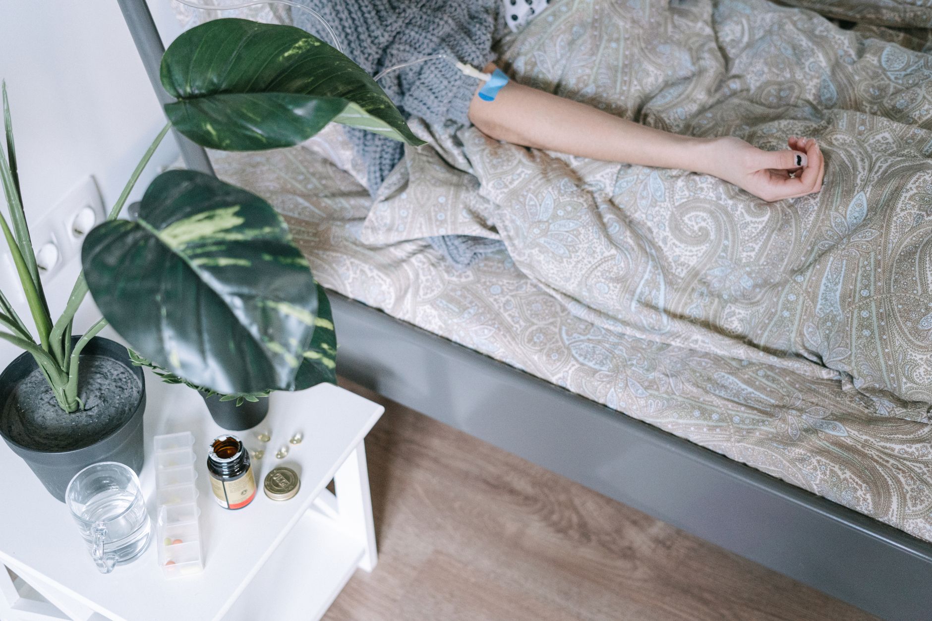 Soothing postpartum bedroom