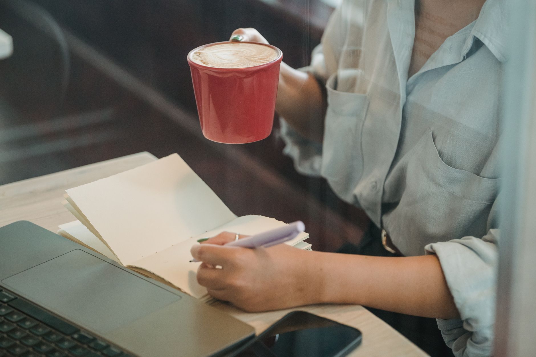 gratitude journal for moms: simple ways to find joy in