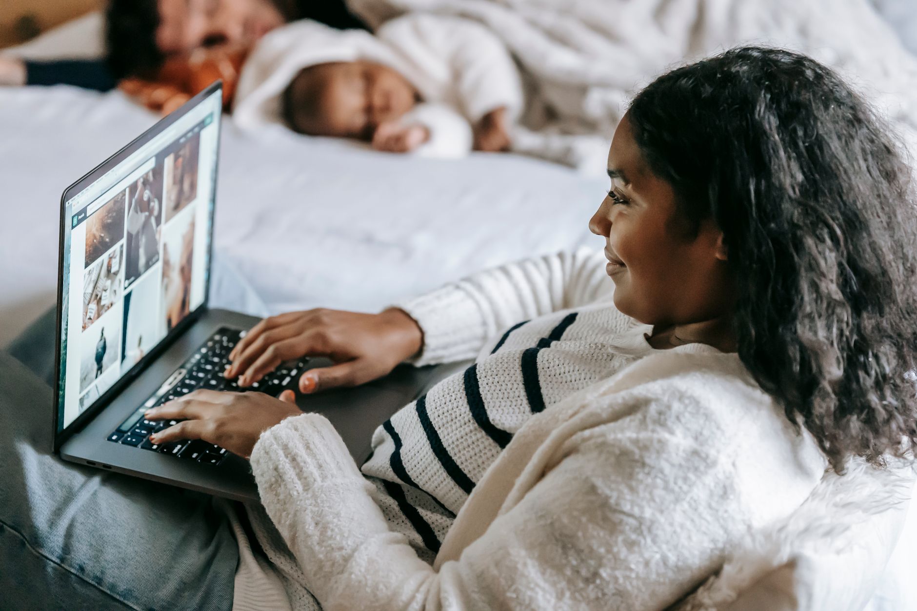 Budget-friendly baby registry on a laptop
