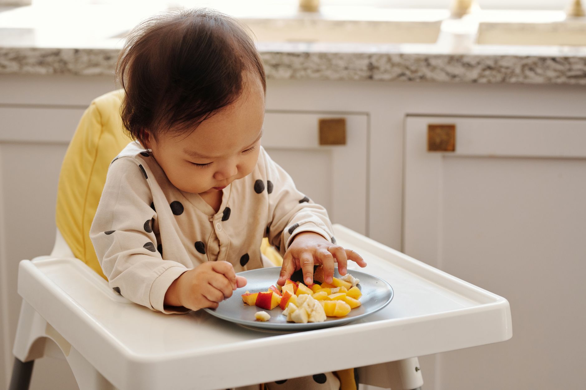 Balanced toddler snack with milk