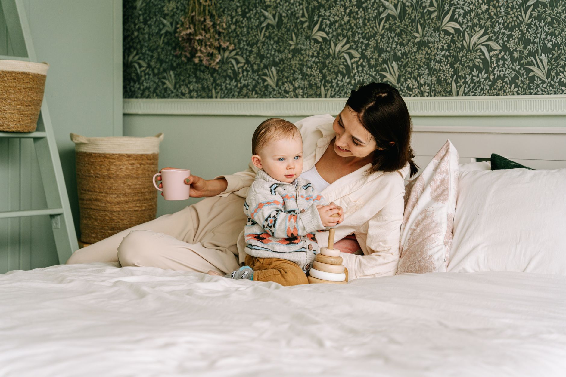 How to Make Mom Friends as an Adult: Proven Tips