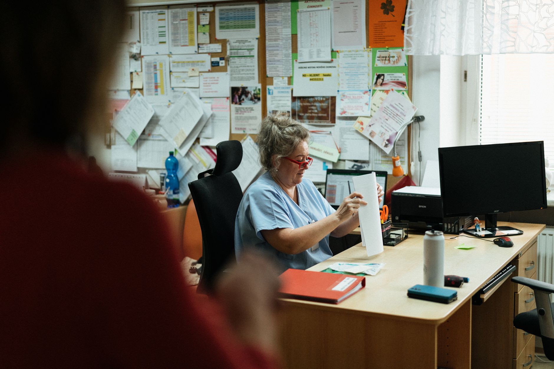 Public sector employee using a lactation room
