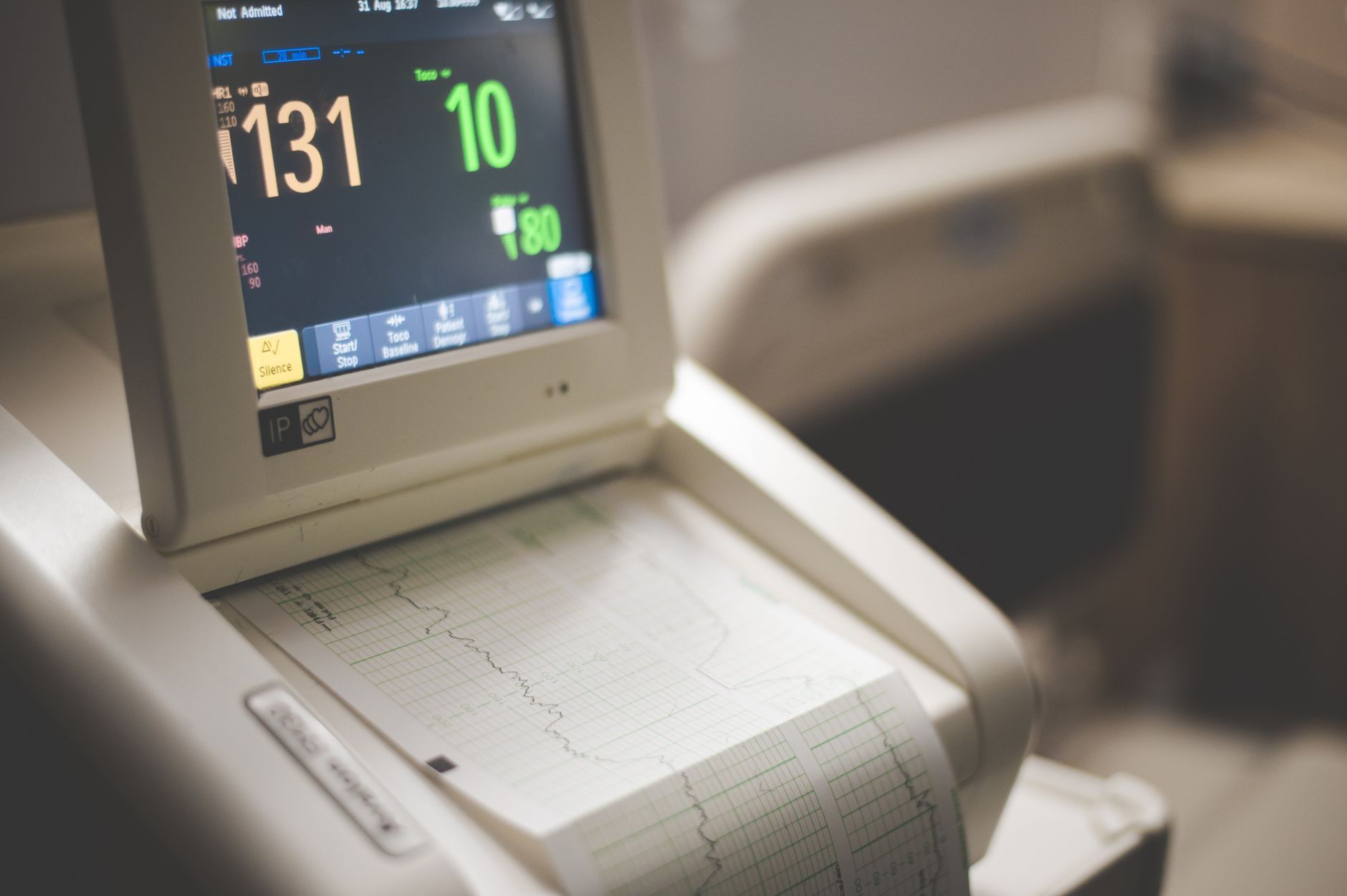 Neonatal Opioid Withdrawal: Finnegan Score Calculator & Guide