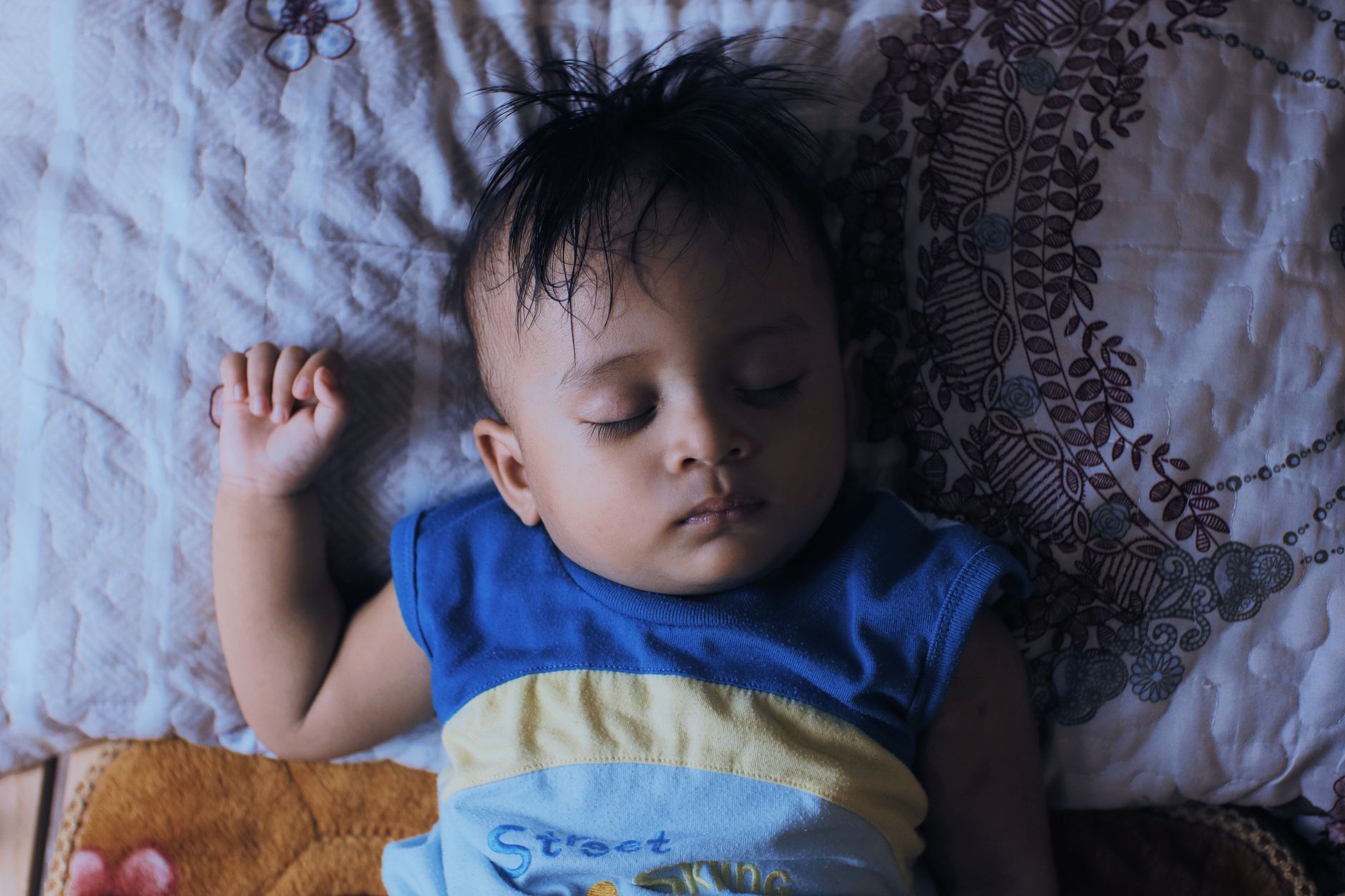 Newborn Spit Up vs. Vomit: How to Tell the Difference & When to Worry