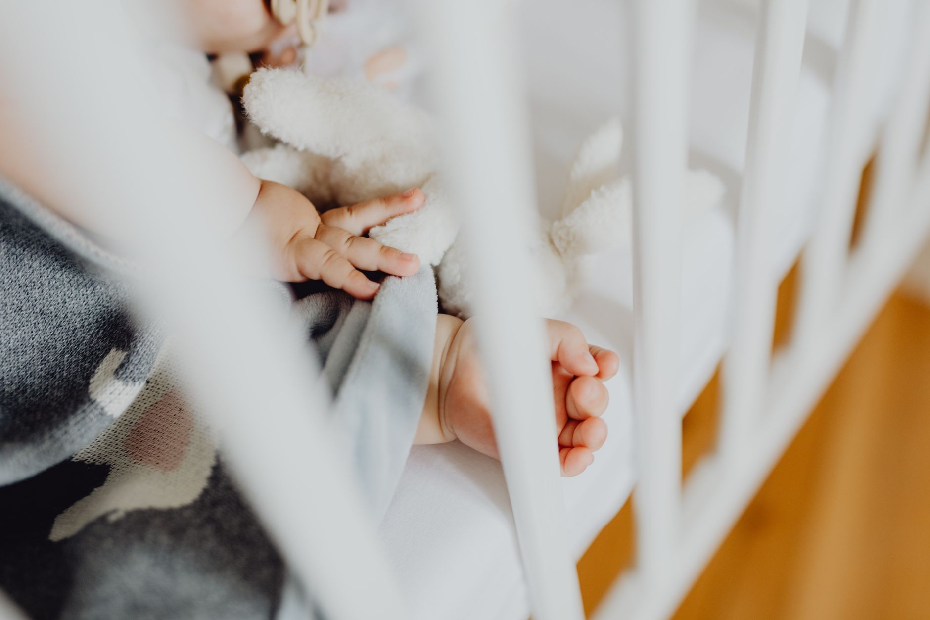 Safe newborn sleep setup
