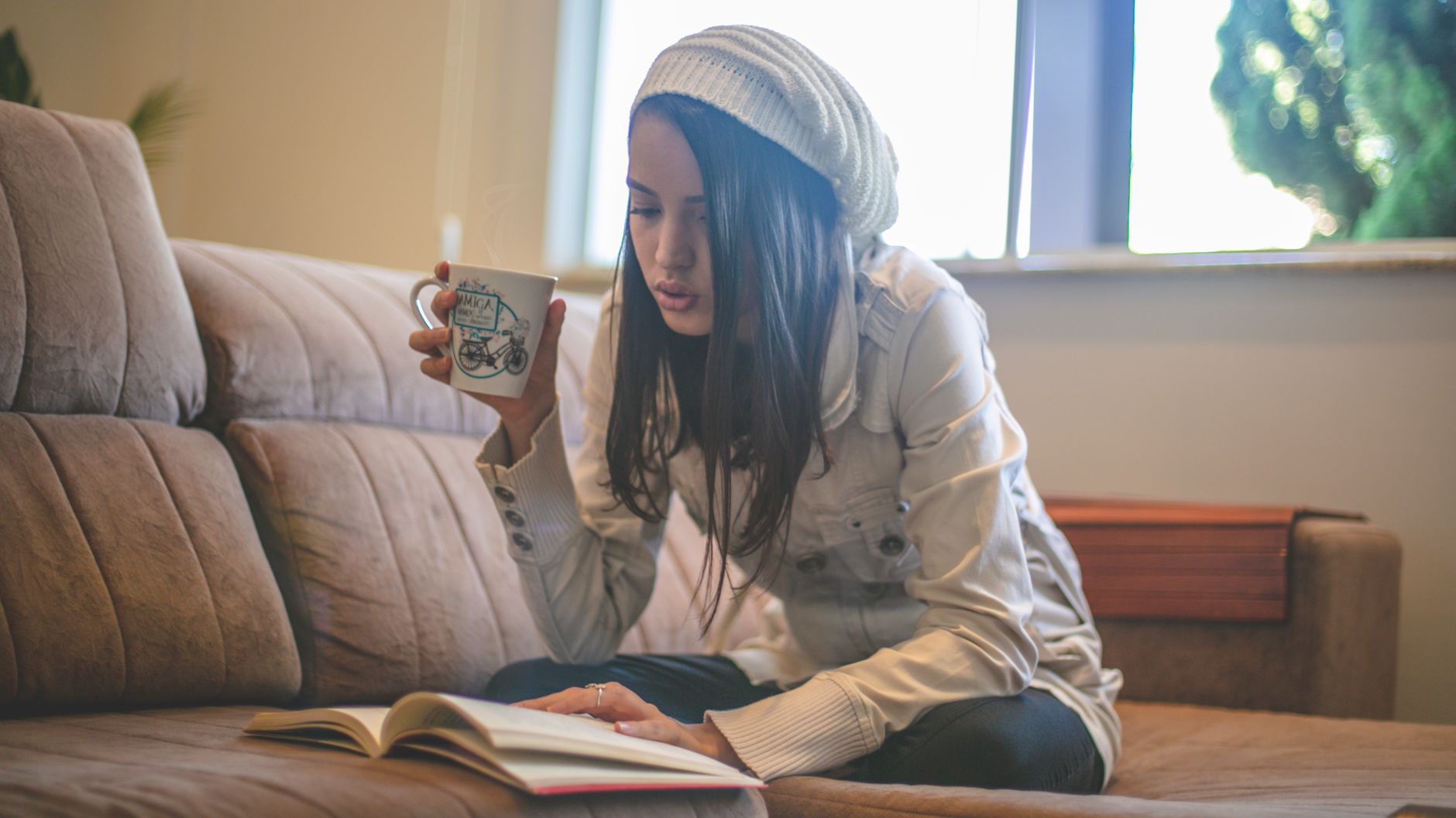 mom dealing with perimenopause fatigue