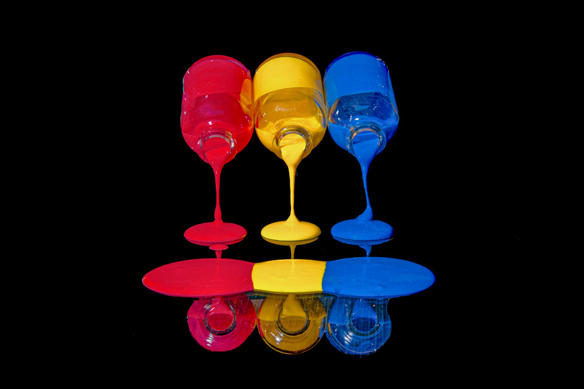 A conceptual image showing three distinct, clear glass jars, each labeled differently to represent PPH, PPP, and Eclampsia, arranged on a light background