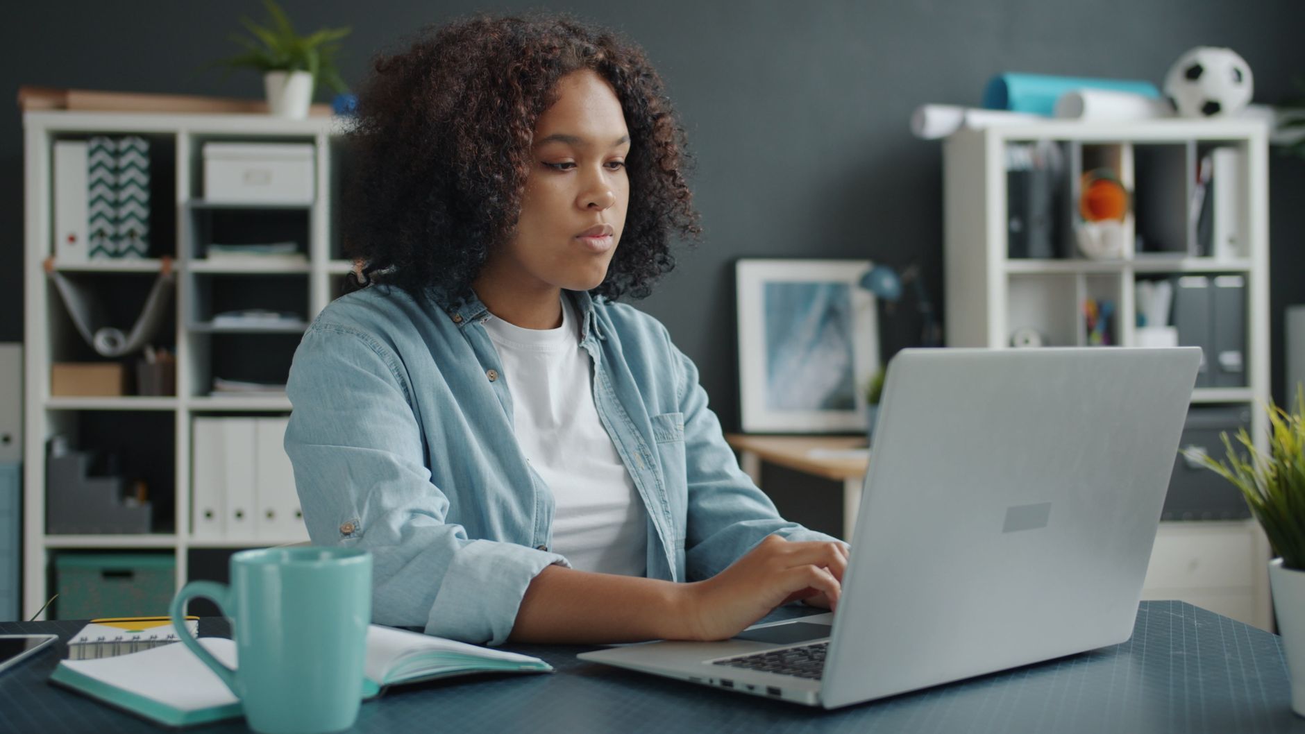 Re-entering Workforce After 10 Years Off: A Modern Mom's Guide