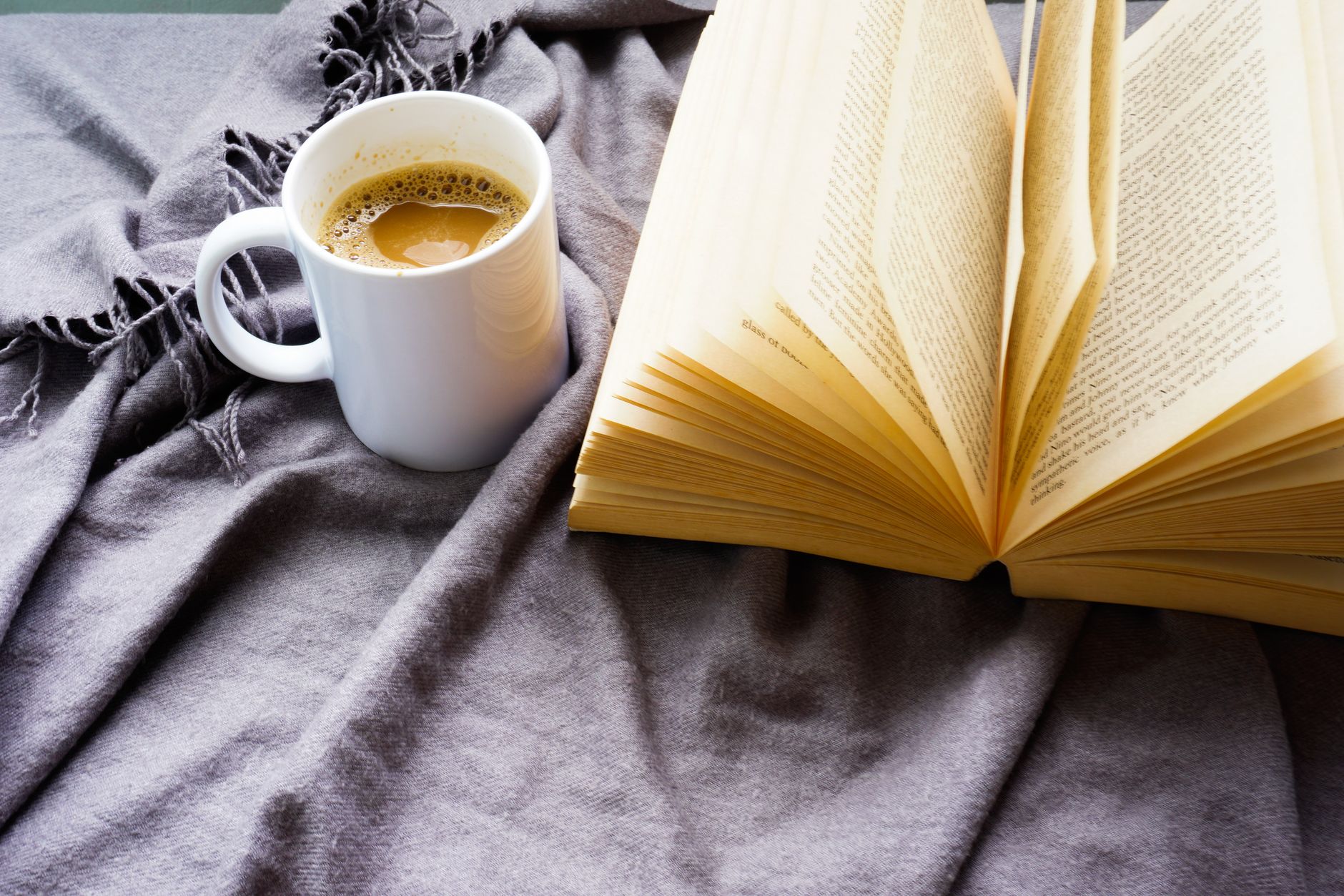 How to Build a Reading Habit as a Busy Mom in 2024