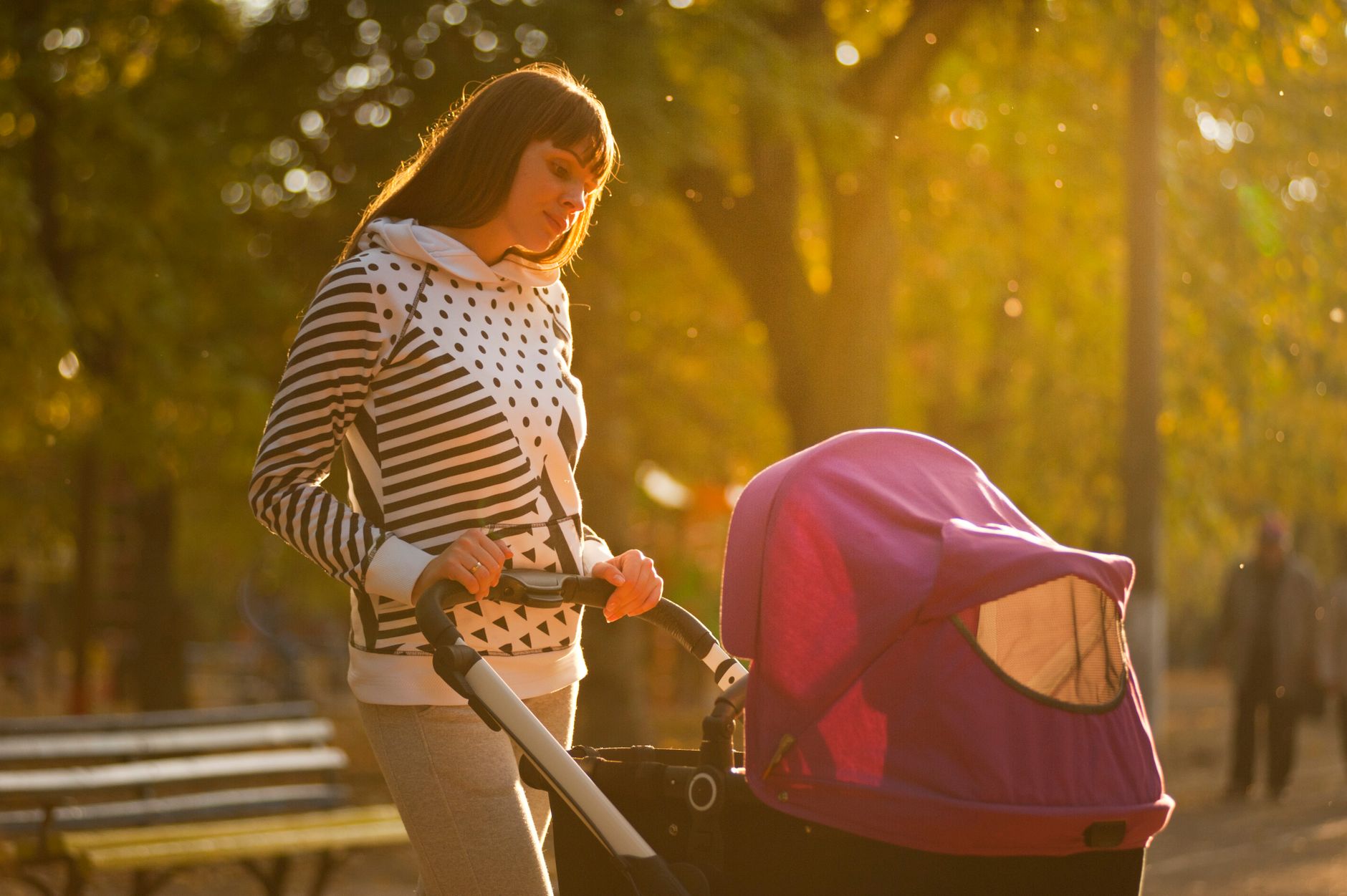 Stroller walk for postpartum fitness