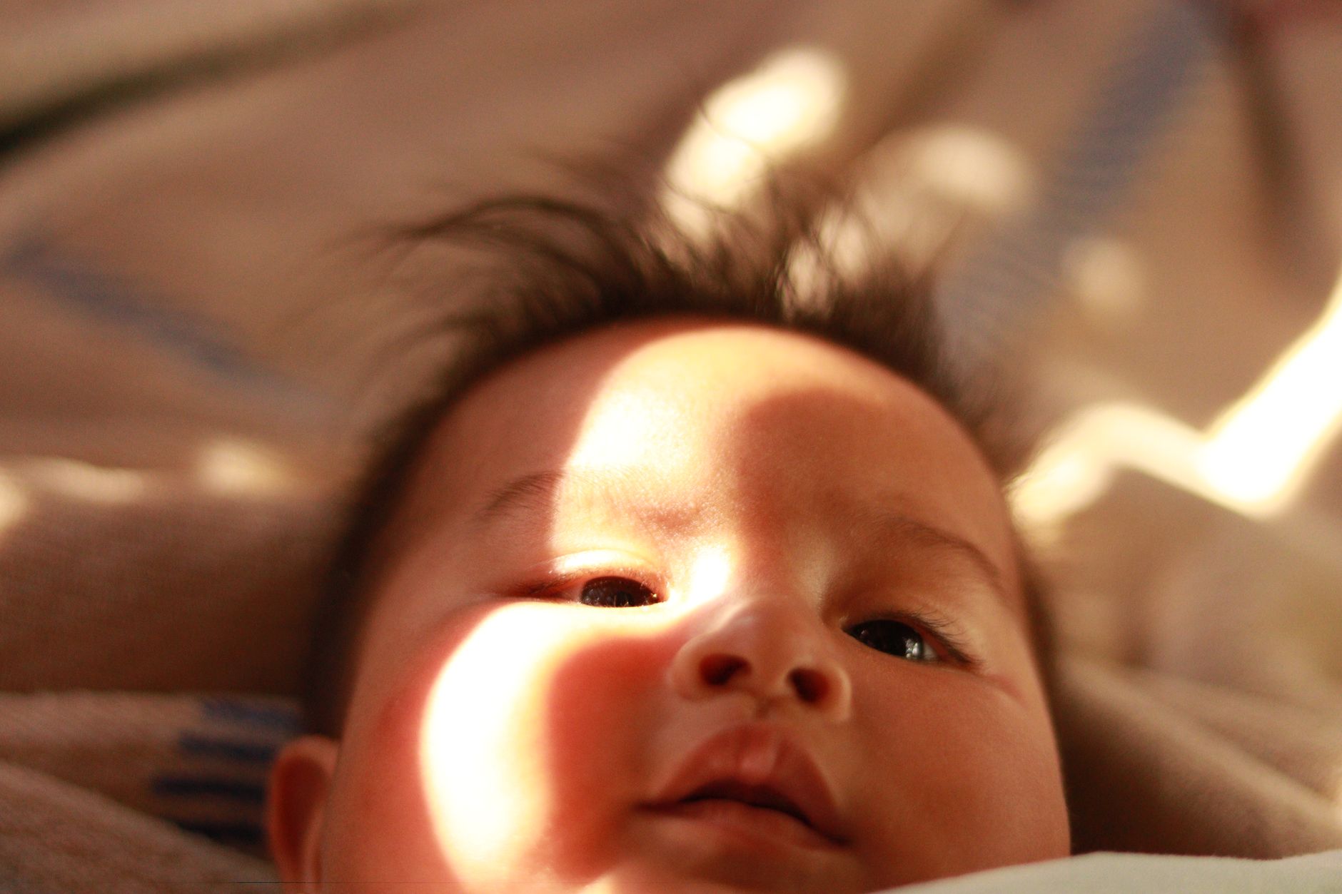 When Do Baby Eyes Change Color? A Timeline and Predictor Guide
