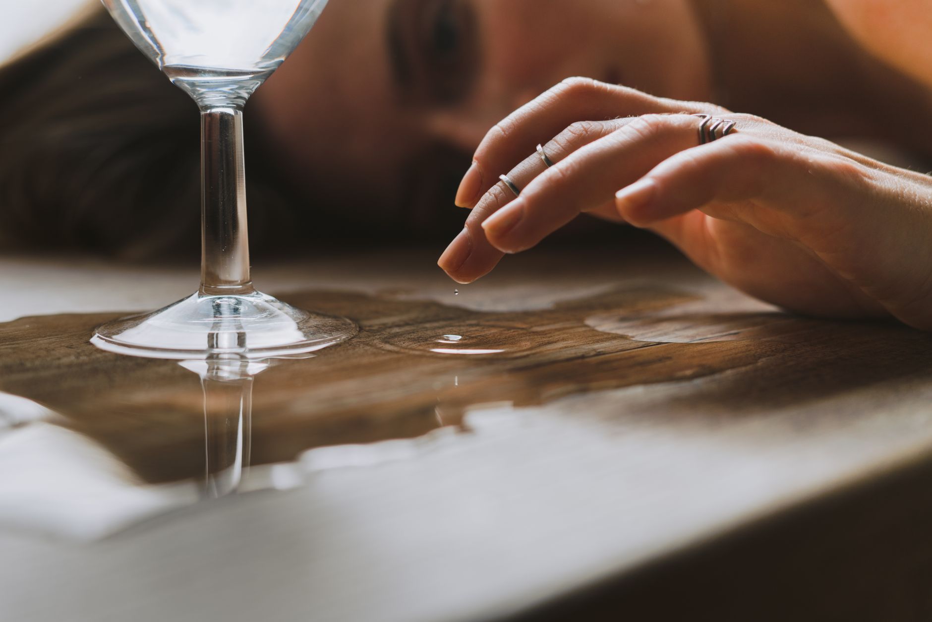 When to Worry About Pregnancy Symptoms: Red Flag Quiz & Guidance
