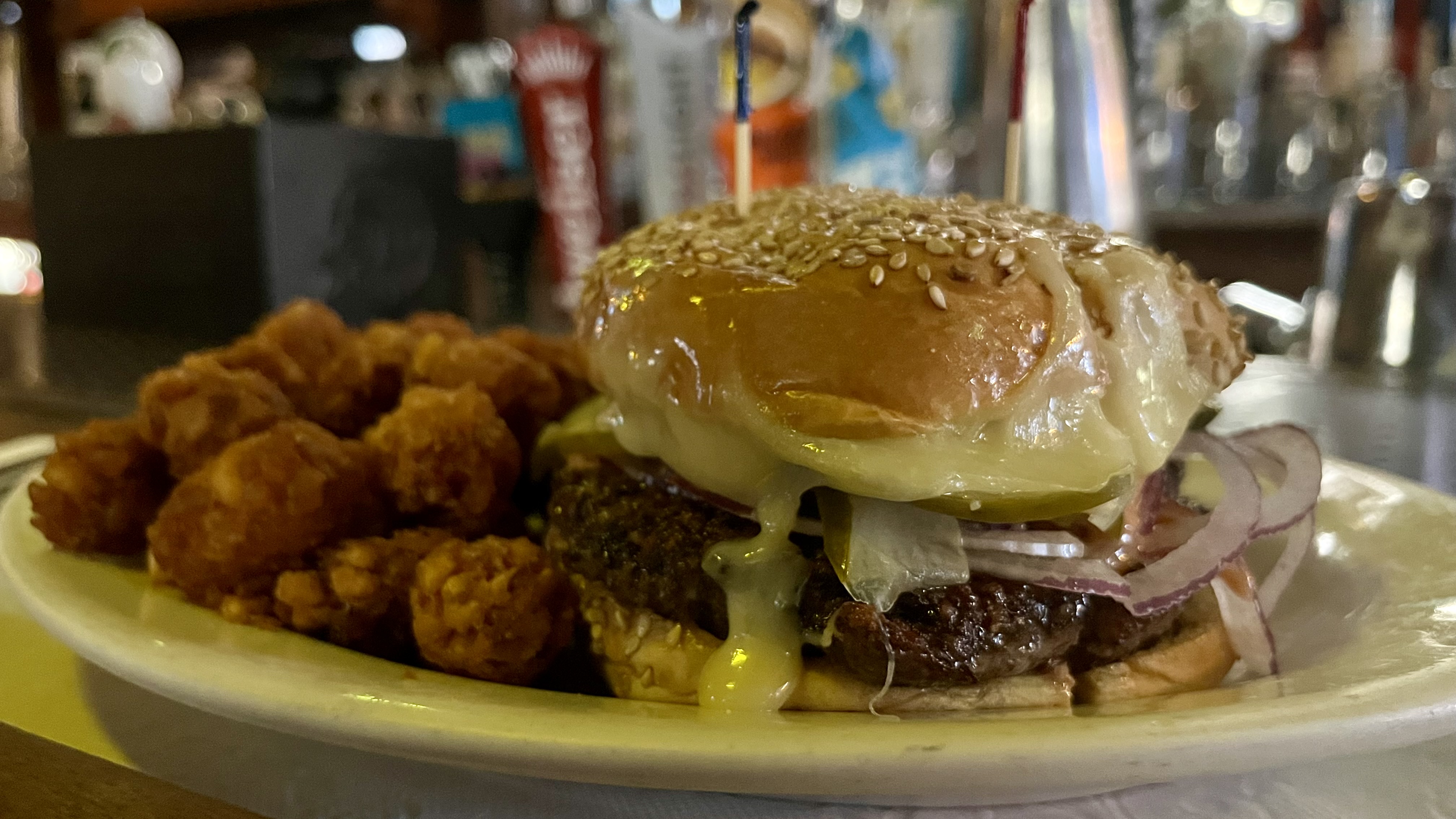 Pop Pop's Top-Shelf Cheeseburger