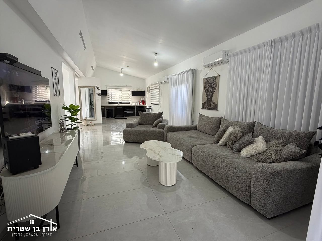 Private house / villa in Luzit — photo 6