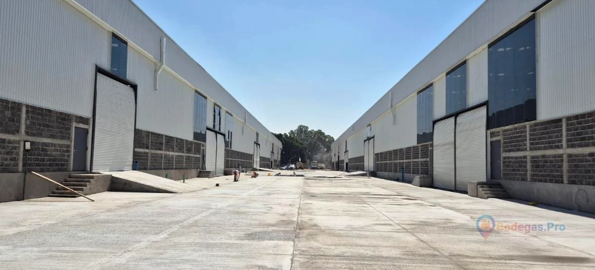Bodegas Industriales 1,600m2 en Renta en Ranger Park