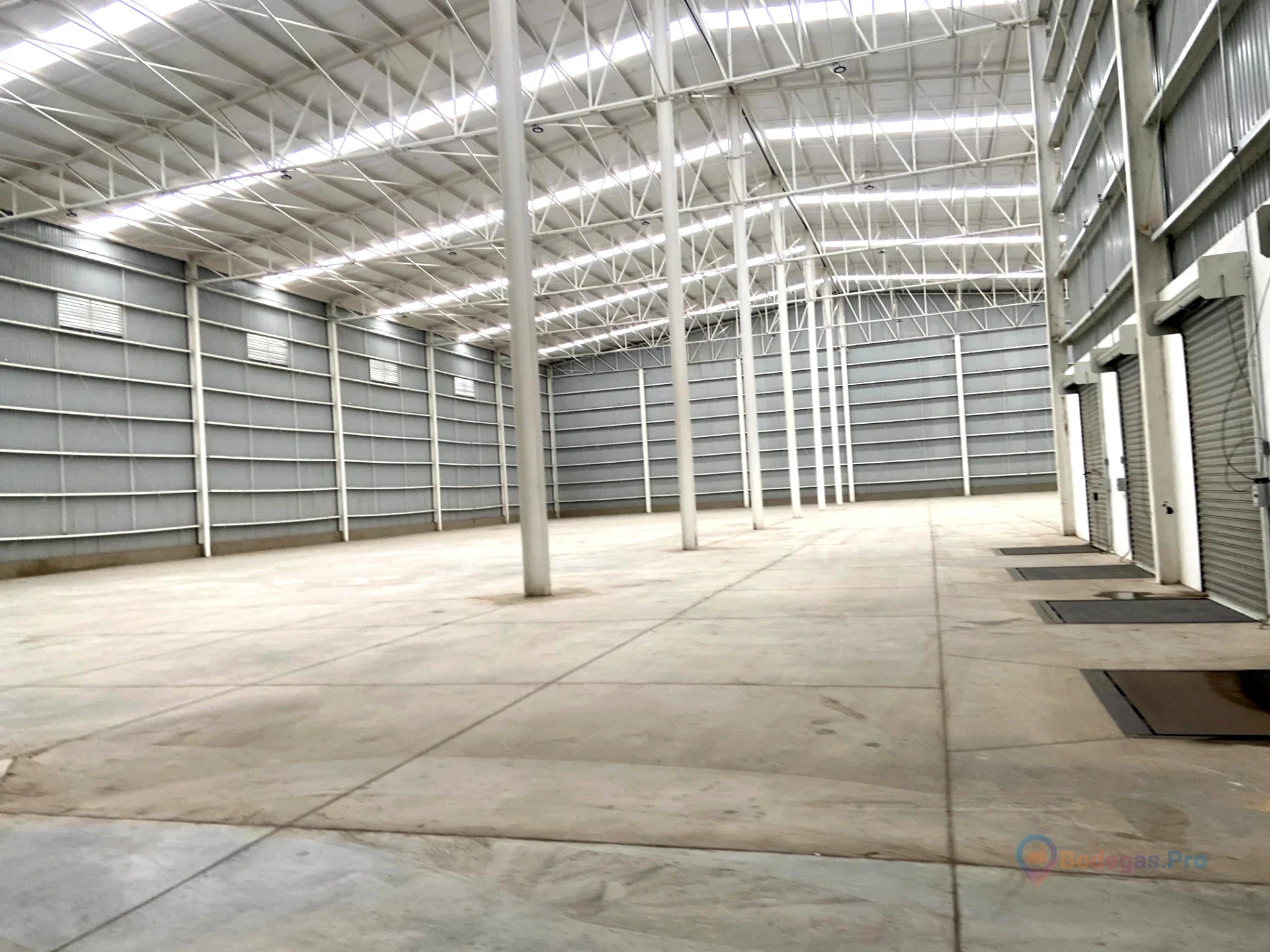 Nave Industrial 3,600m2 en renta en Parque Industrial La Loma - Tlaquepaque