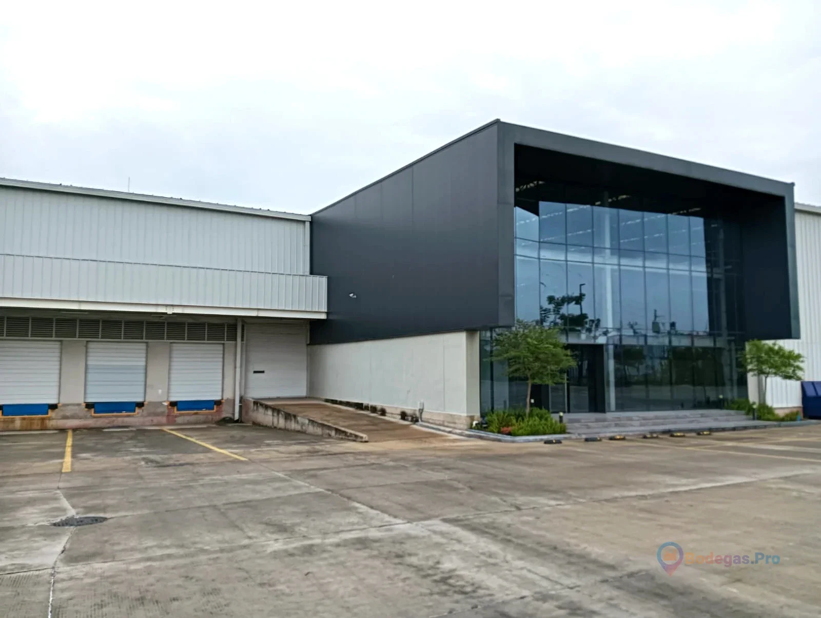 Bodega 3000m2 Industrial en Renta en Parque GreenTech 3K, Tlaquepaque, Jalisco