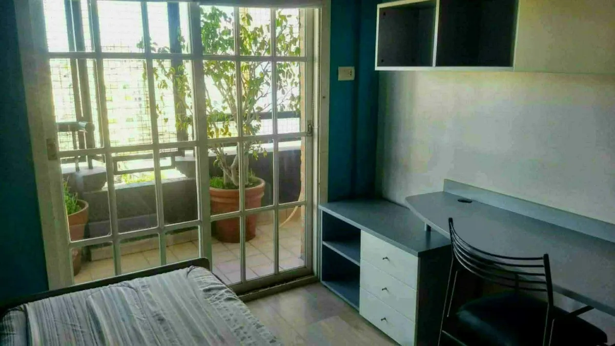 Alquiló habitación individual para mujer