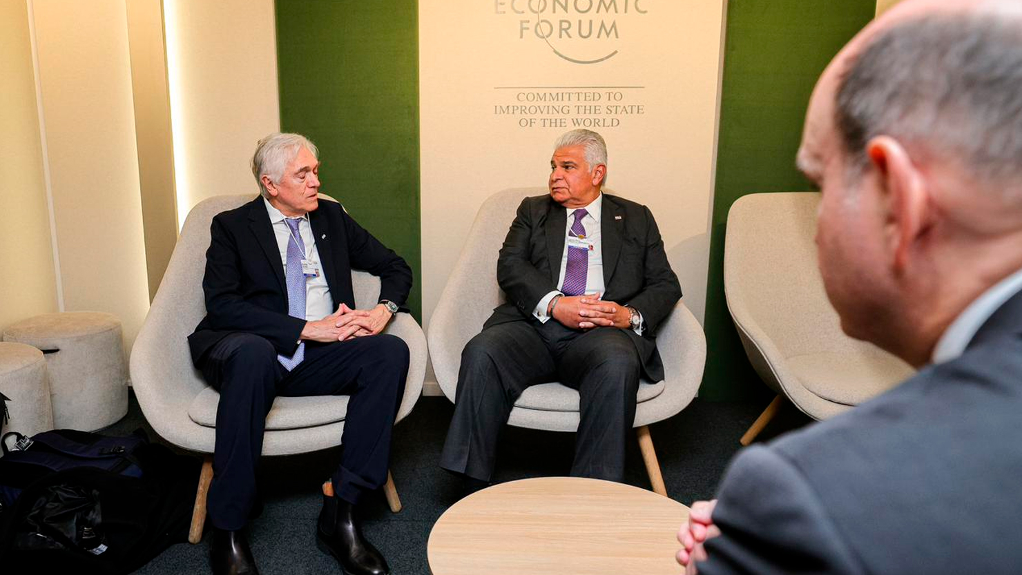 Citi, Maersk and AES show interest in investing in Panama