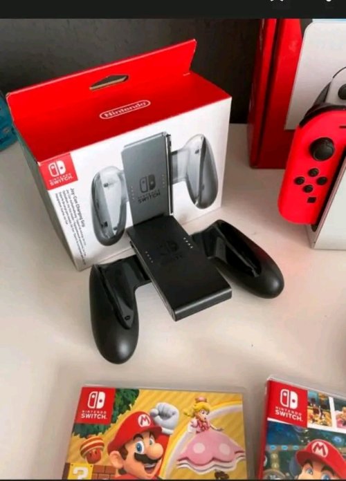 Ich verkaufe meinen Nintendo Switch mit all diesen Zubehörteilen. Kontaktieren