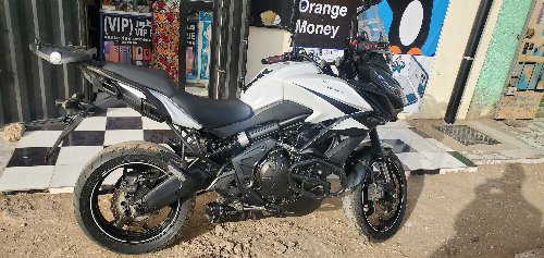 Kawasaki versys 650 2021 Trés bon état, moins de 150000