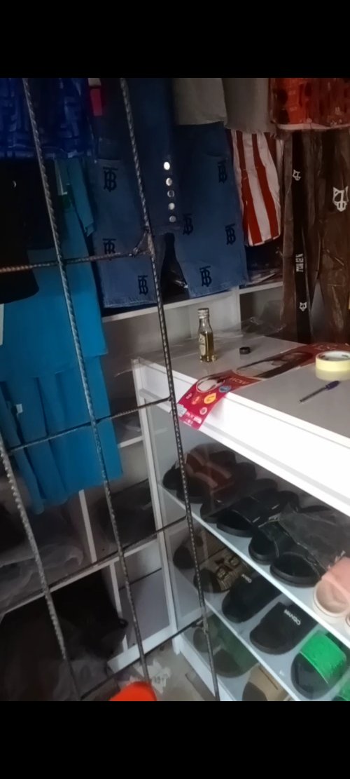 Clothes and shoes equipments. location owerri. call 0905 670 6749