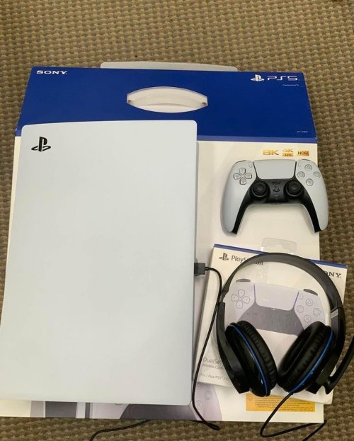 Ps5 pour plus d'informations carraramicaela417@gmail.com